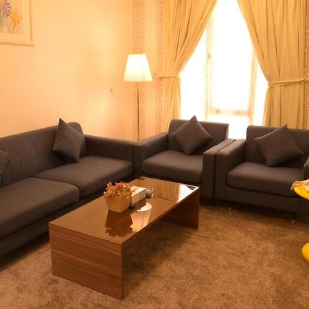 Dahlia Hotel Apartment Riggae Kuwait City Eksteriør bilde