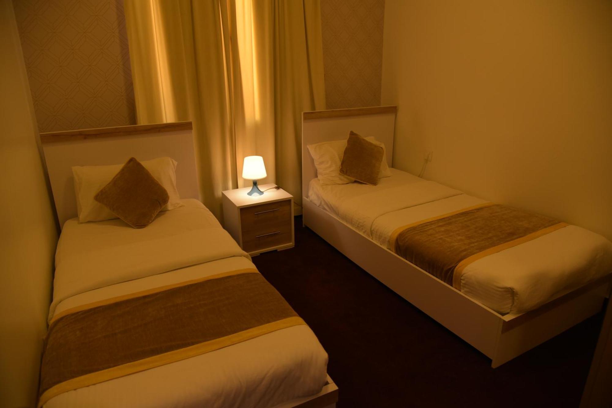 Dahlia Hotel Apartment Riggae Kuwait City Eksteriør bilde